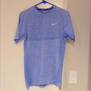 Men’s Nike dri-fit TechKnit shirt